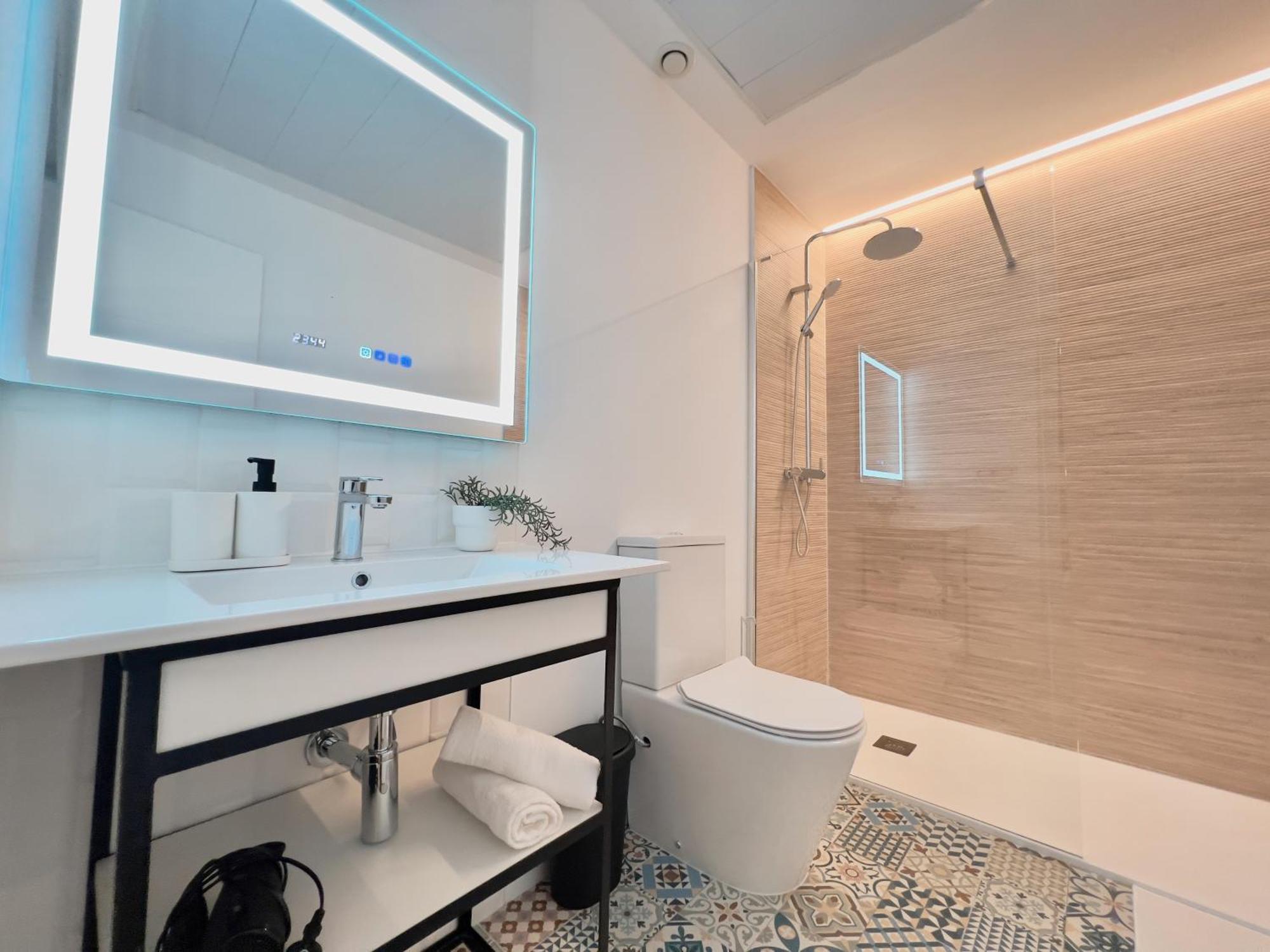 Sorolla Urban Suites Valence Extérieur photo